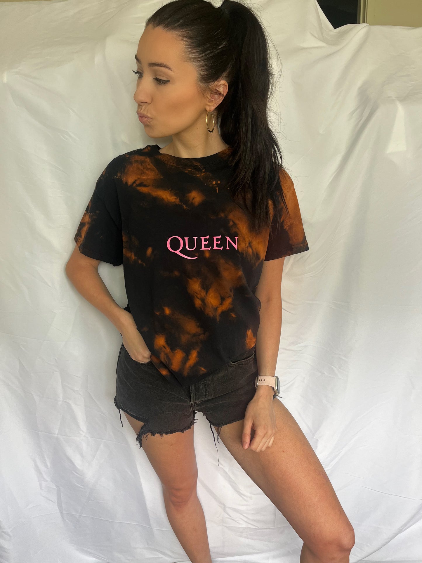 Queen  Bleached Rocker Tee